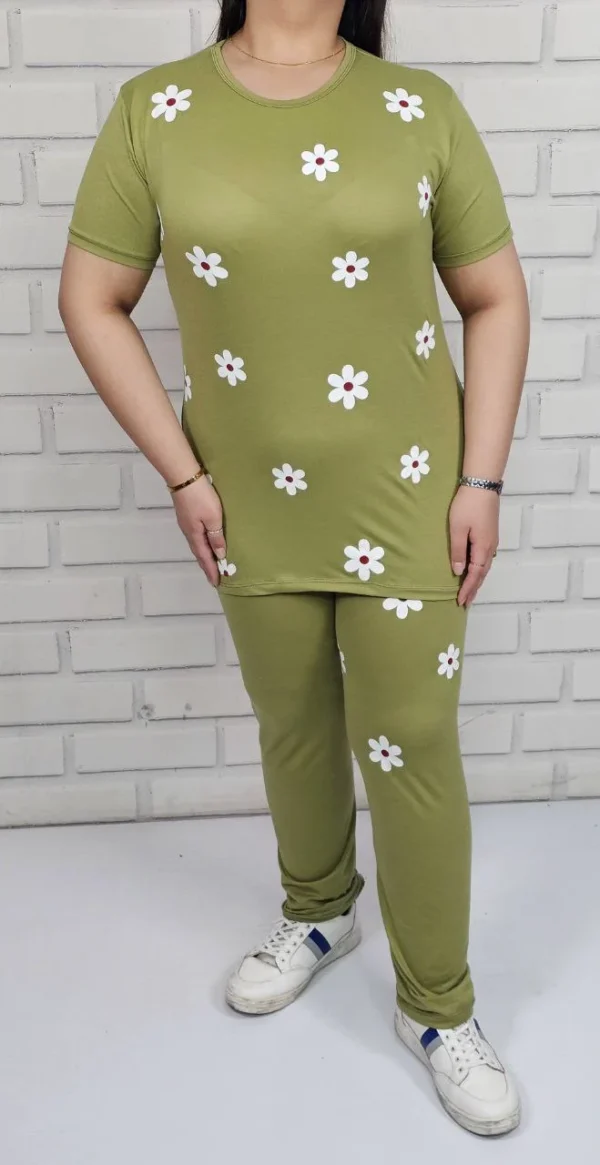 ست تیشرت شلوار زنانه عمده طرح بابونه (3)